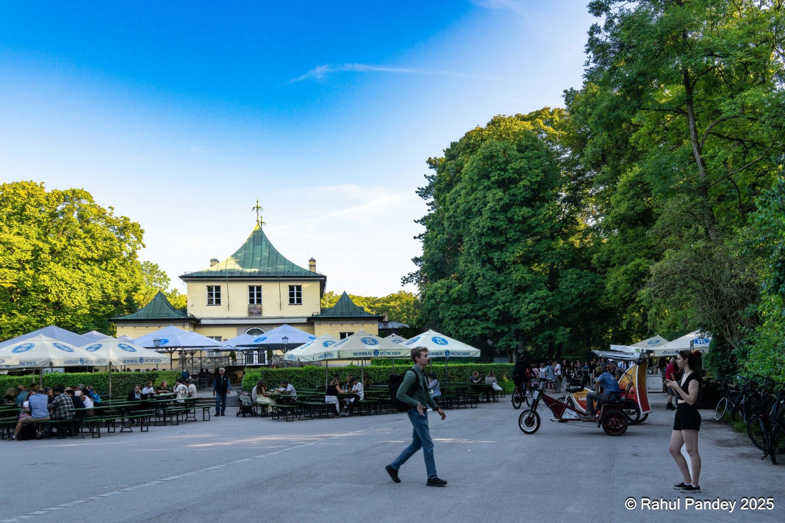 Munich Chinesischer Turm Bier Garten