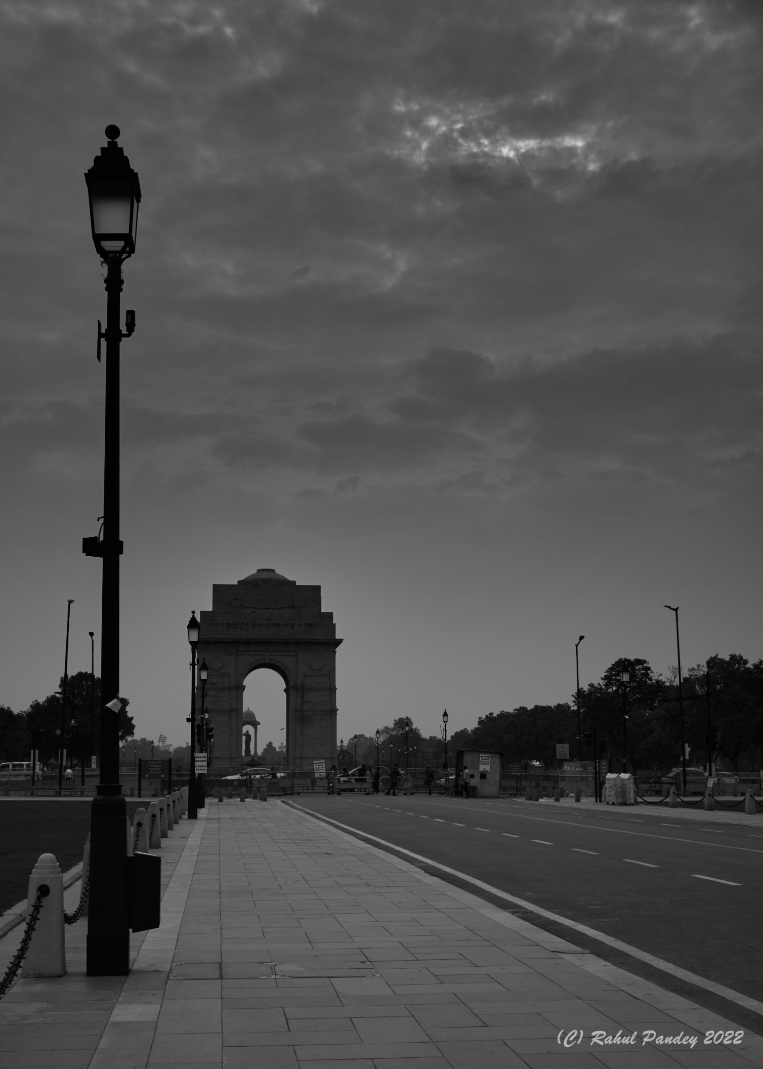 India Gate and Kartavya Path in Delhi Vista