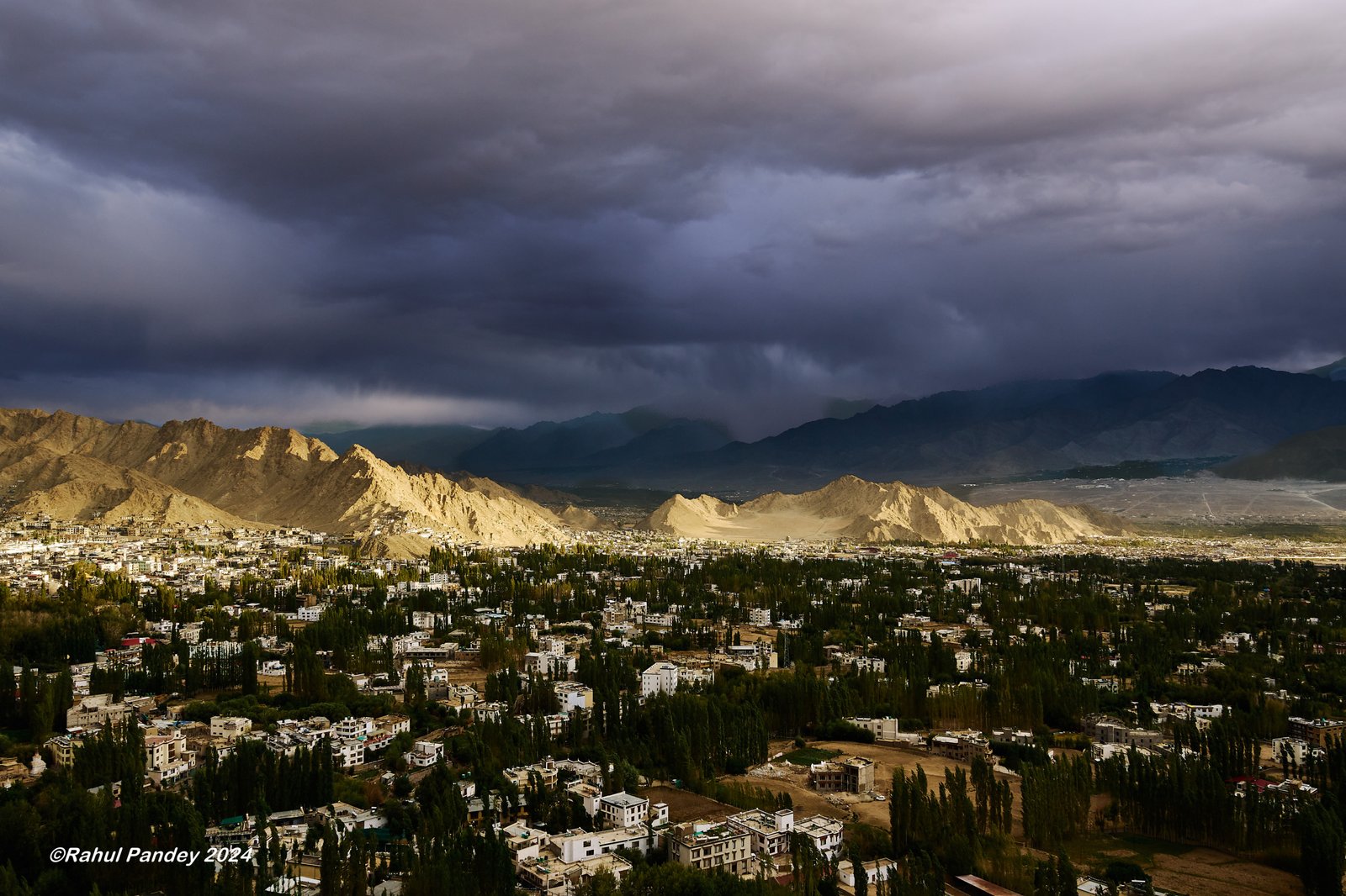 Leh sun and shadows in evening– Ladakh, India