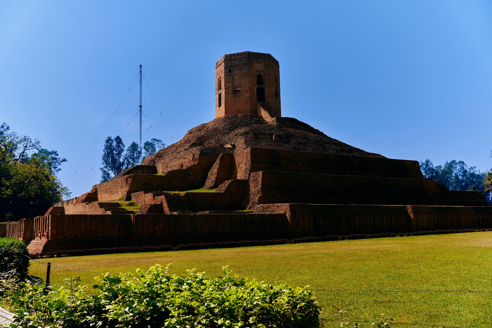 Chaukhandi Stupa - Sarnath