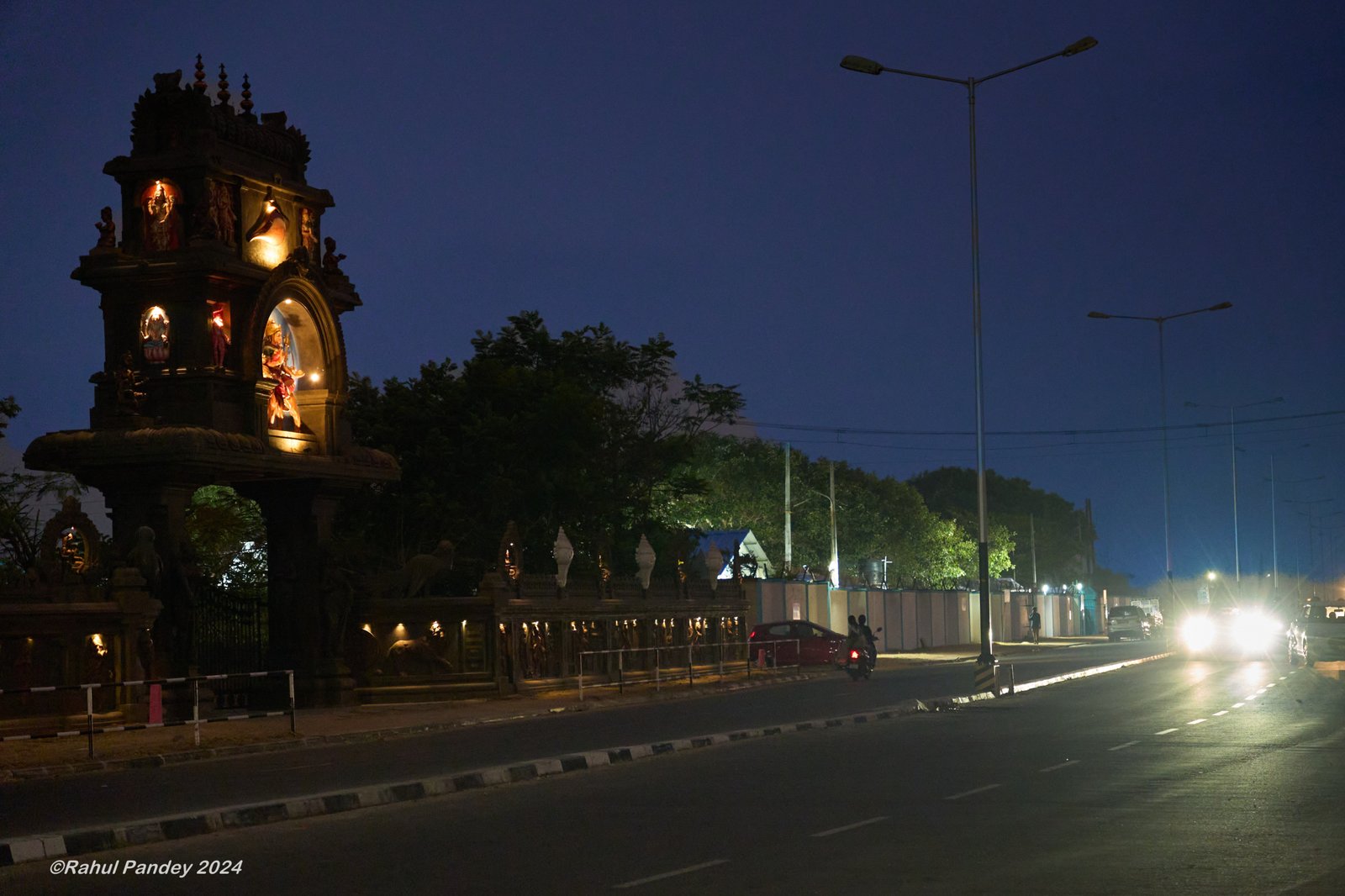 Trivandrum Street near Shangumugham Devi Temple